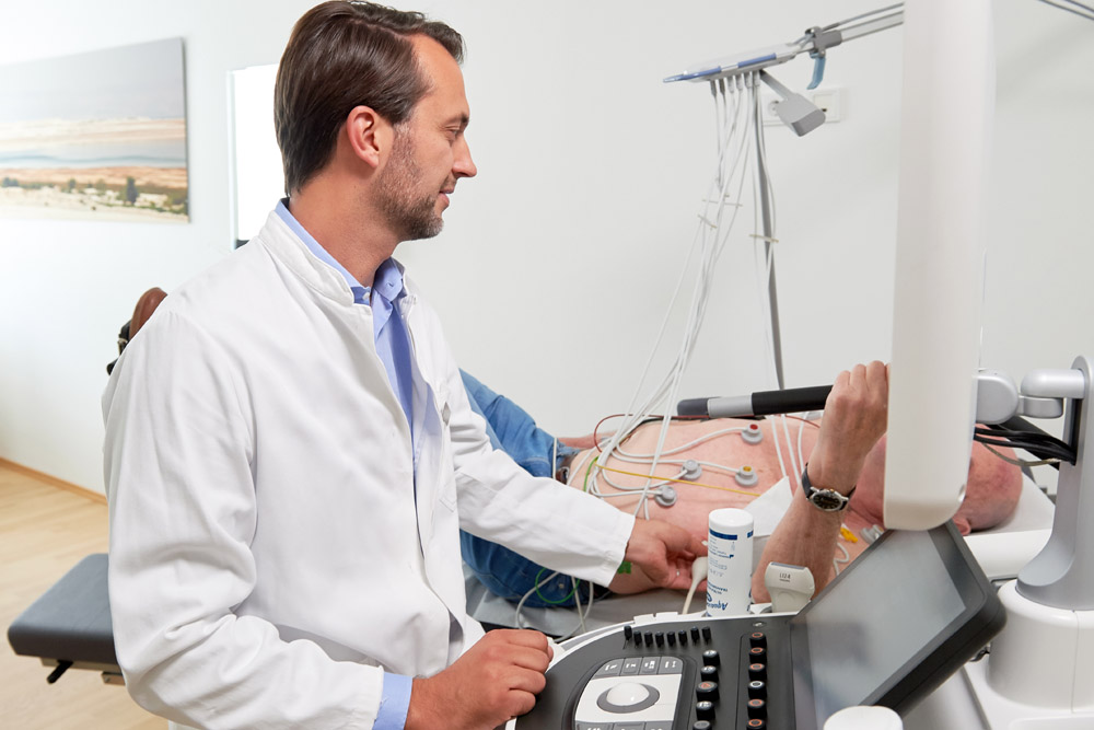 Praxisfoto beim EKG