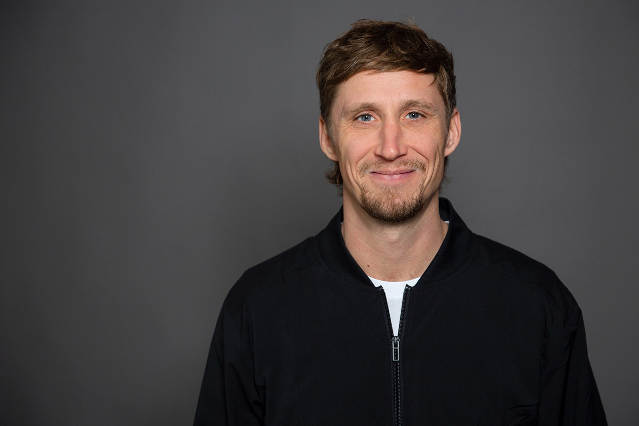 cooles Profilbild für Linkedin und Social aufgenommen von einem professionellen Fotografen in München